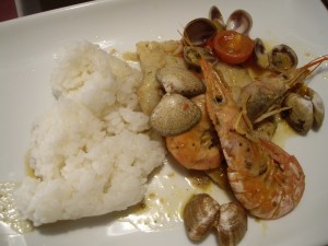 ご飯も冷凍なので15分で出来ちゃいます。 ご飯も冷凍なので15分で出来ちゃいます。
