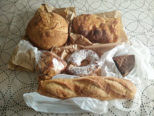 今回「Norno San Bartolomé」で買ったパン。