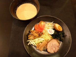 「Ramen Kuma」のゴマ味噌の冷たいつけ麺