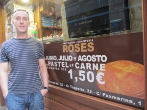 毎日Pastel Murcianoを1.50ユーロで売っているそうです。8月もお休みなし！