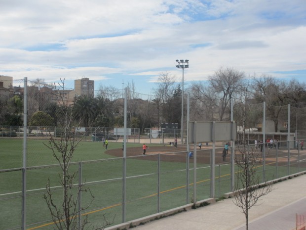 スペイン・バレンシアのベースボールスクール。