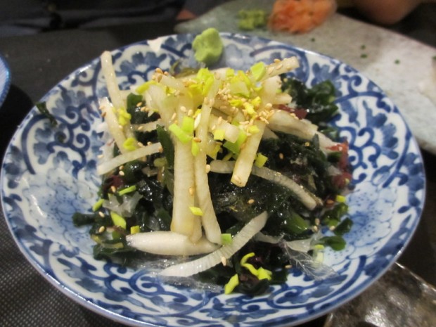 海藻と大根のサラダ