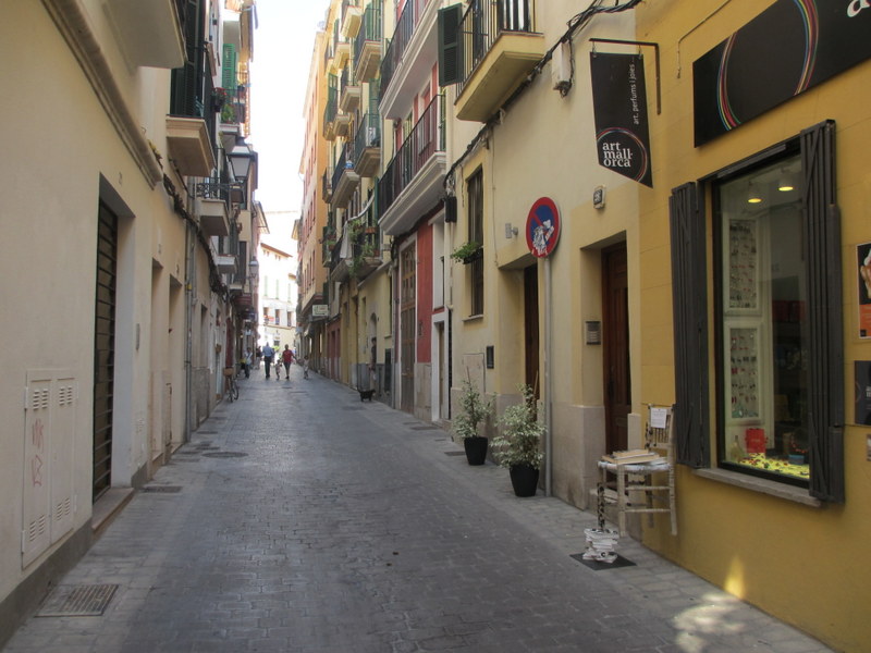 Calle Missión（ミッション通り）。