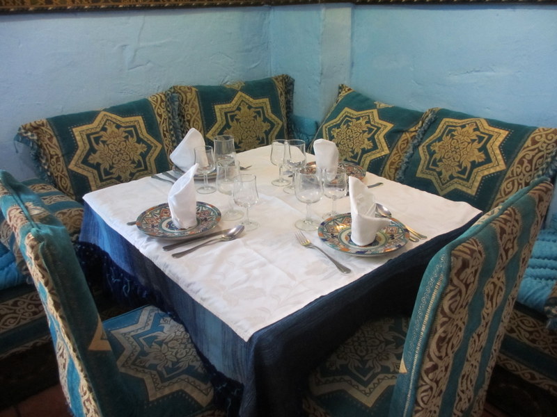 モロッコ風の素敵なテーブル。