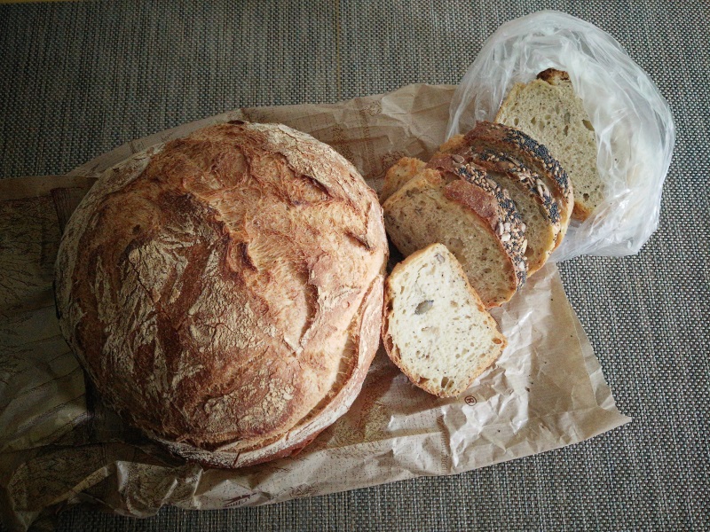 初めに買ったパン。