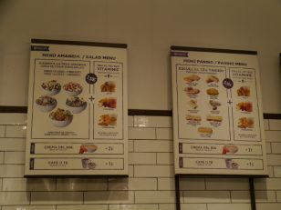 英語も通じるし、英語表記もばっちり！