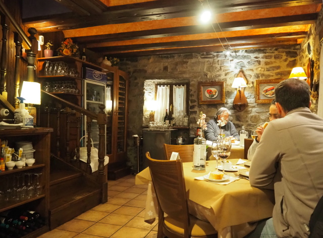 トルラ・オルデサ（Torla-Ordesa）のレストラン「El Duende」